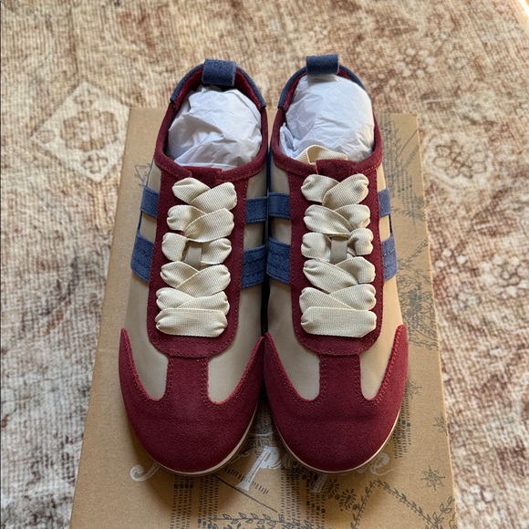 Free People Aces Tennis Shoe Size 6.5 - Picture 3 of 5